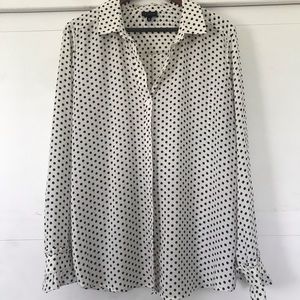 Who What Wear Polka Dot Blouse Size XL.